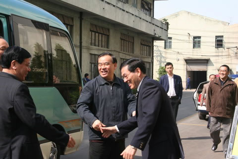 吕祖善省长来我集团公司调研，，，，，，加速生长装备制造业-企业新闻-浙江杭机股份有限公司